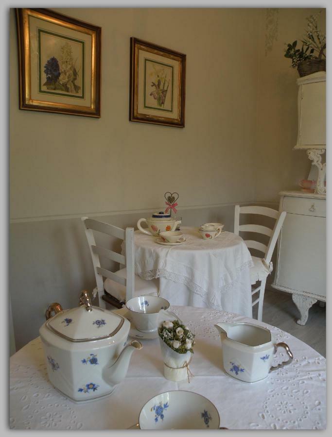 Cascina Luvot Bed and Breakfast Melazzo Eksteriør billede